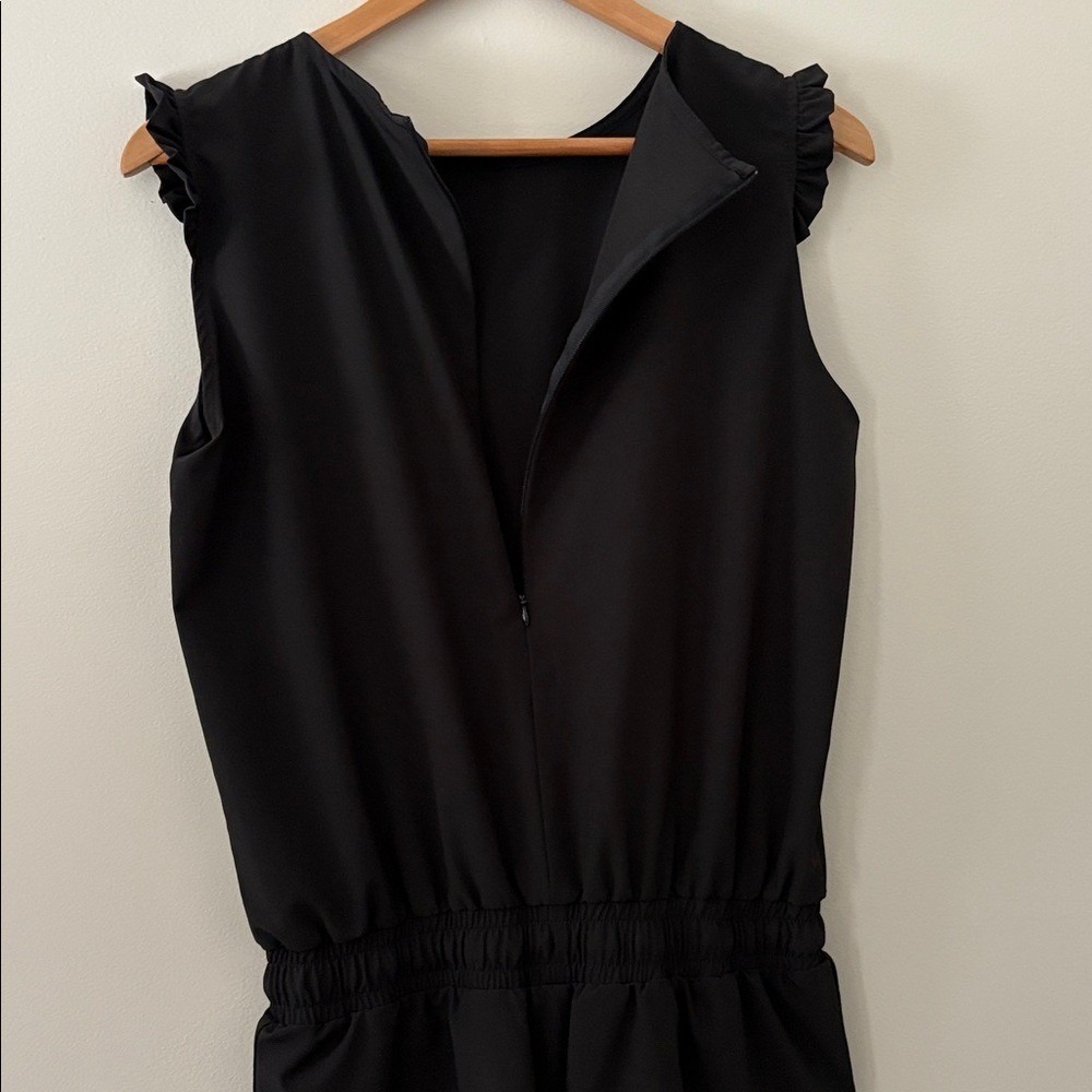 Albion Fit Romper Destination M Black Sporty Ruffle Sleeve Activewear Jumpsuit - Picture 10 of 13